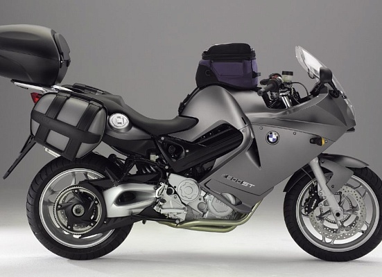 BMW F800ST