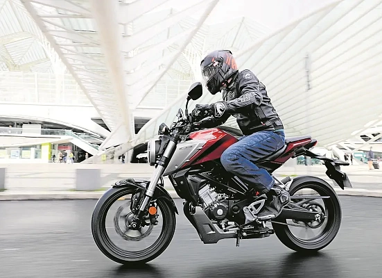 Honda CB125R