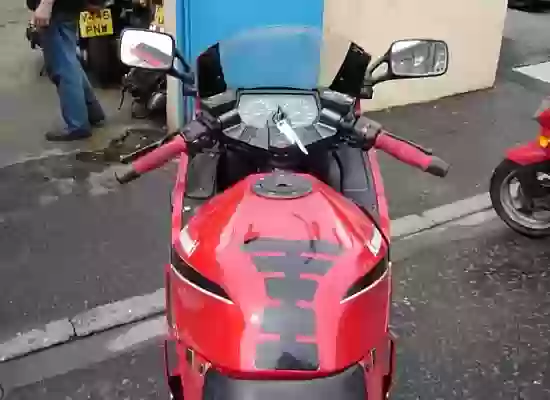 Kawasaki GPX 400