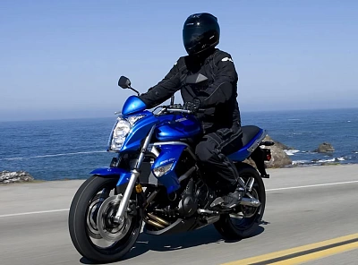 Kawasaki ER-6