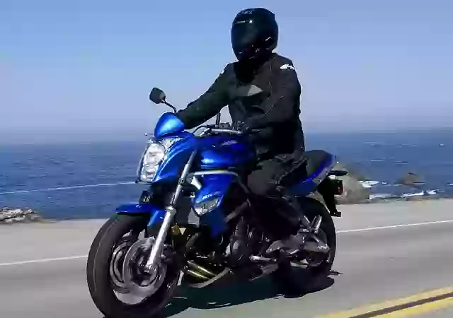 Kawasaki ER-6