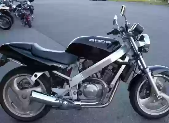 Honda Bros 400 (NT400)