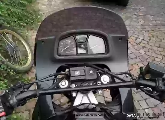 Honda XL 600V