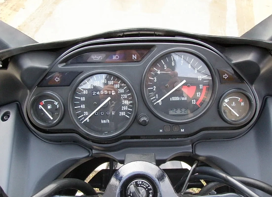 Kawasaki ZX1100E-F