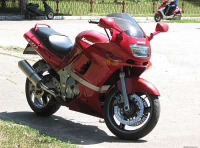 Kawasaki ZZR 400