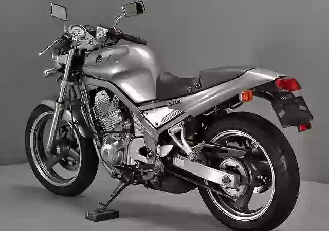 Yamaha SRX 400