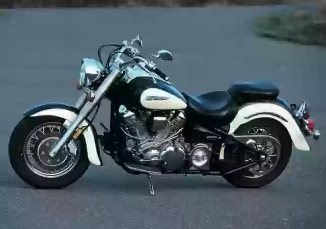 Yamaha XV1600