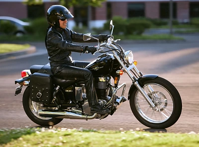 Suzuki LS650