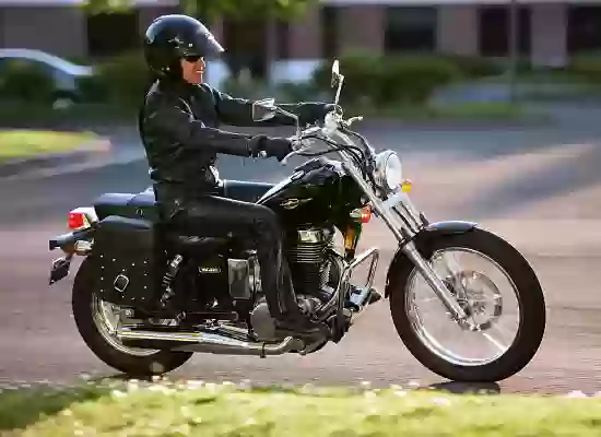 Suzuki LS650