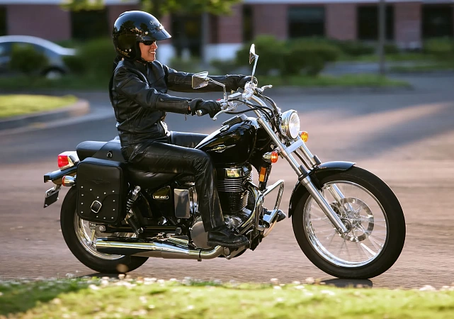 Suzuki LS650