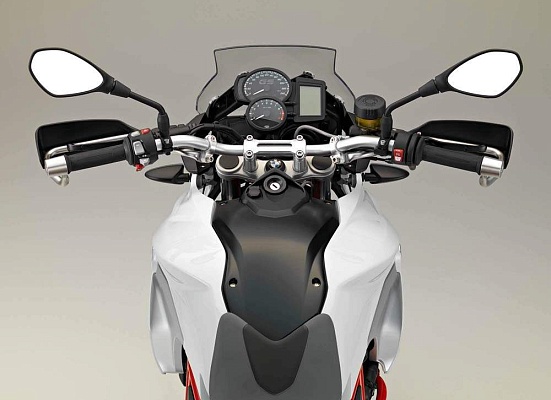 BMW F700GS