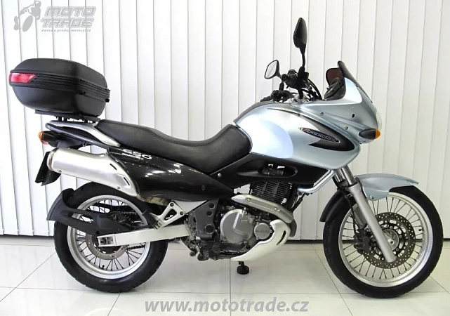 Suzuki XF 650