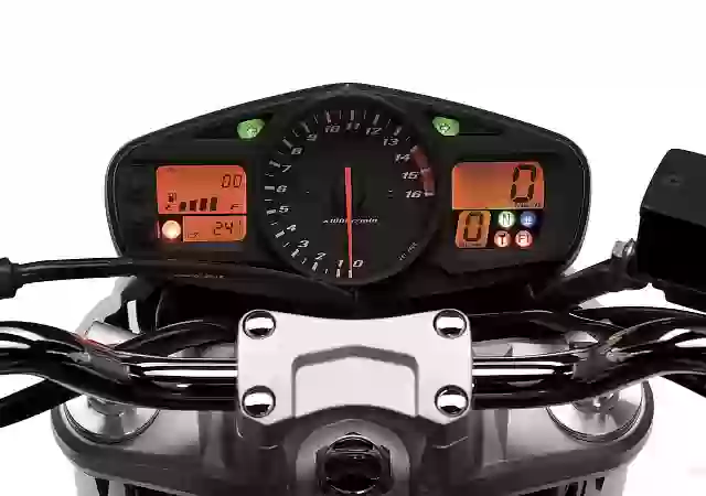 Suzuki GSR 600