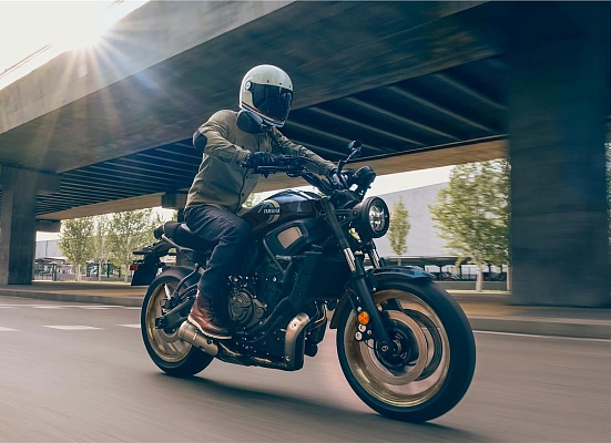 Yamaha XSR700