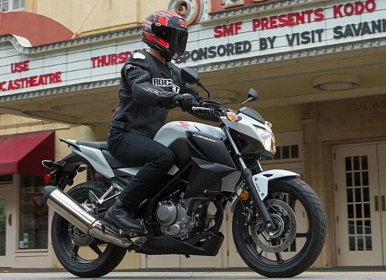 Honda CB 300F