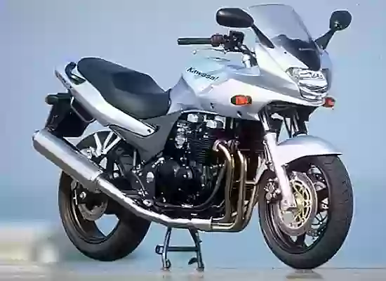 Kawasaki ZR-7