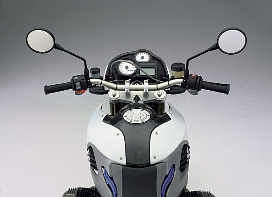 BMW HP2 Megamoto