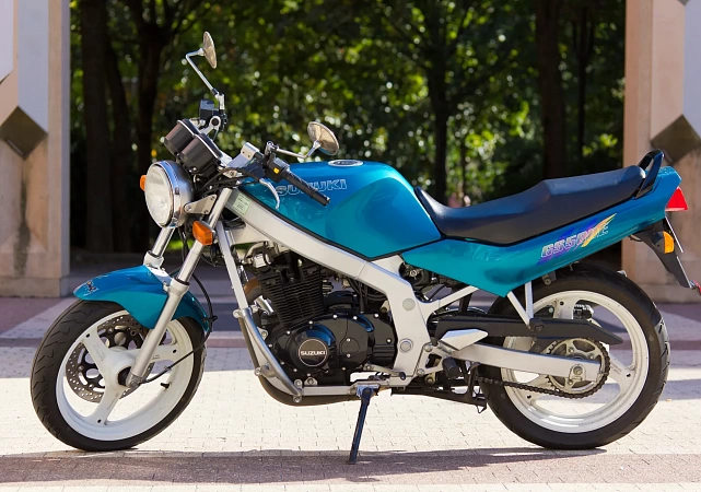 Suzuki GS 500