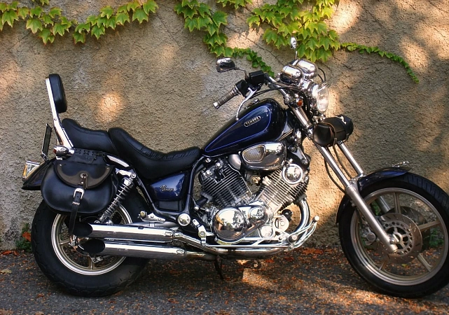 Yamaha XV 750