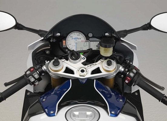BMW HP4 (Race)