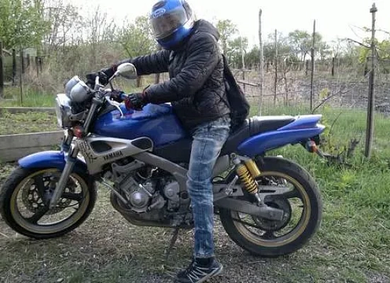 Yamaha FZX 250