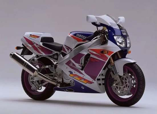 Yamaha YZF750