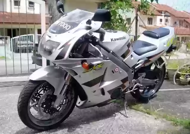 Kawasaki ZXR 250