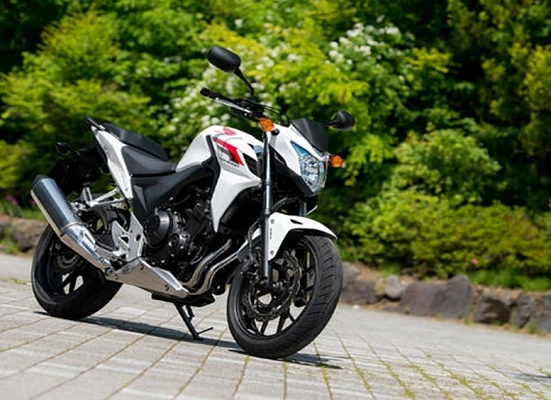 Honda CB400F (2013)
