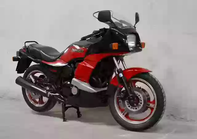 Kawasaki GPZ 750
