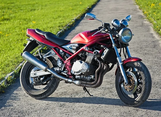 Suzuki GSF 400