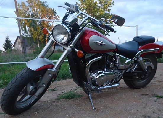 Suzuki Intruder 800