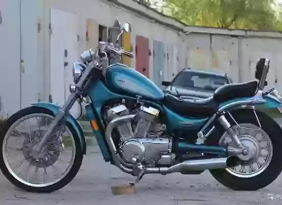 Suzuki VS800