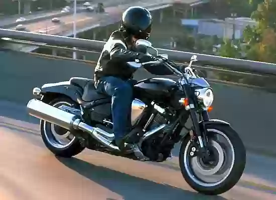 Yamaha XV1700