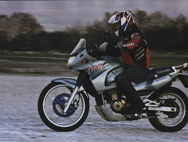KAWASAKI KLE 400