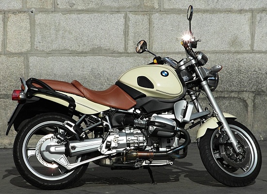 BMW R850R