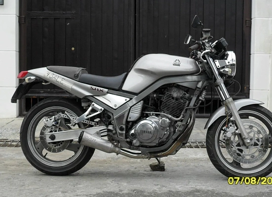 Yamaha SRX 400