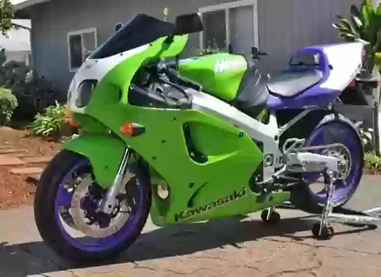 Kawasaki ZX-7R