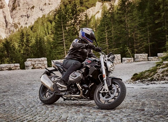 BMW R1250R
