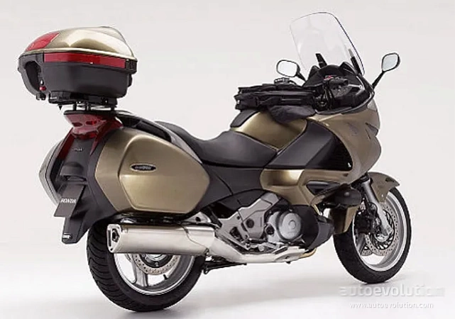 Honda NT700V