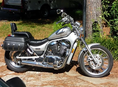 Suzuki VS800