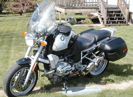 BMW R1100R