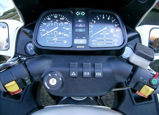 BMW K1100RS