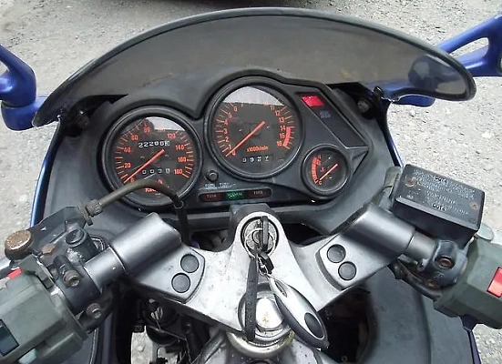 Kawasaki ZZR 250