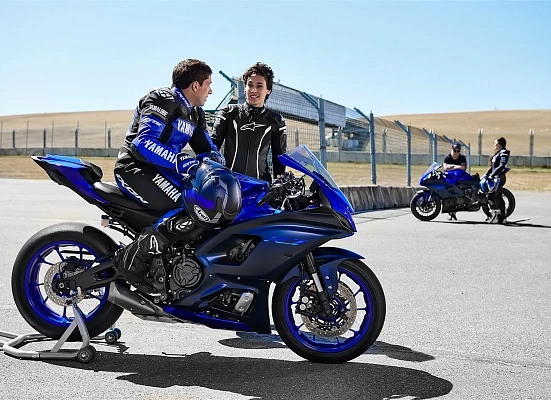 Yamaha R7 (YZF-R7)