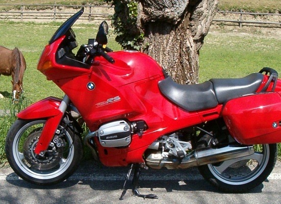 BMW R1100RS