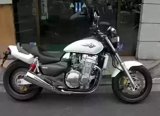 Honda X4