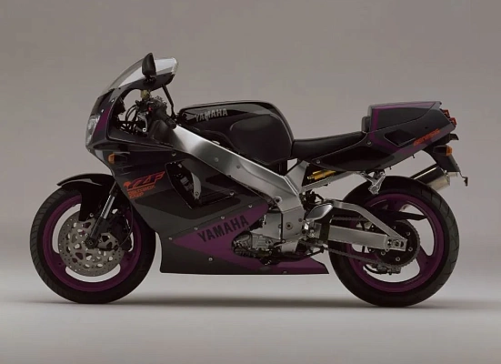 Yamaha YZF750