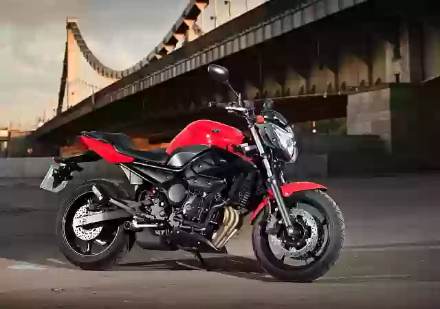 Yamaha XJ6