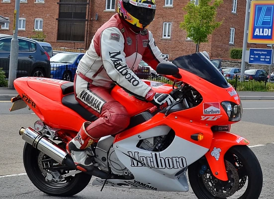 Yamaha YZF1000R